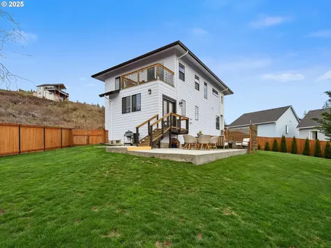1885 N 23rd Street Washougal WA 98671