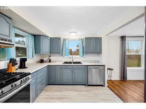 352 NE Polk Station Road Dallas OR 97338