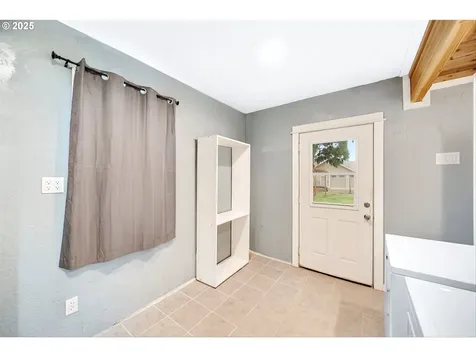 352 NE Polk Station Road Dallas OR 97338