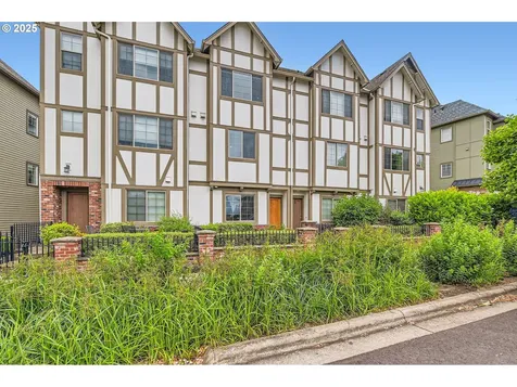 29079 SW Costa Circle Wilsonville OR 97070