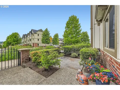 29079 SW Costa Circle Wilsonville OR 97070
