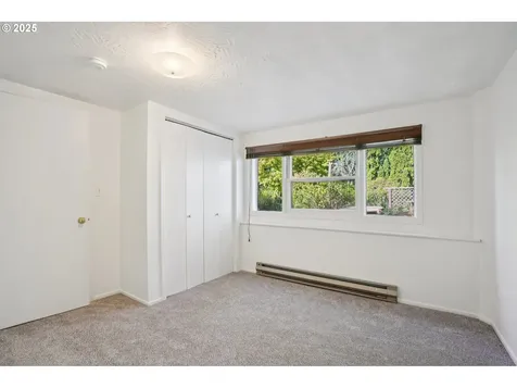 11851 SE Madison Street Portland OR 97216