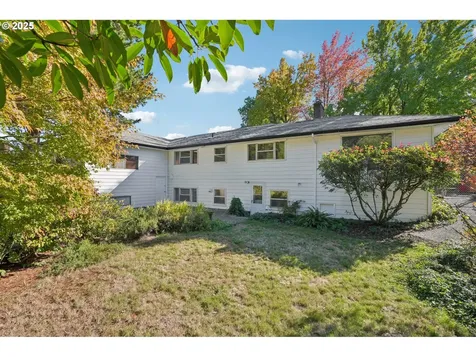 11851 SE Madison Street Portland OR 97216