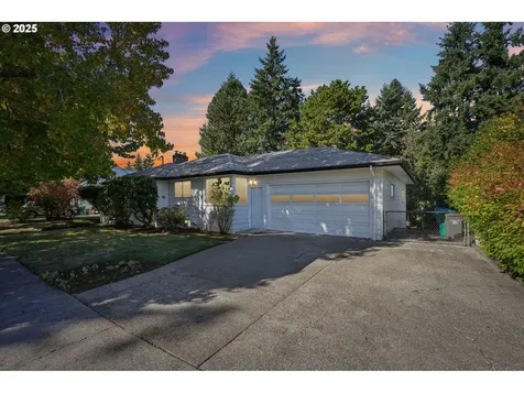 11851 SE Madison Street Portland OR 97216