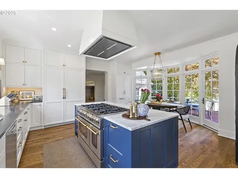 1905 S Greenwood Road Portland OR 97219