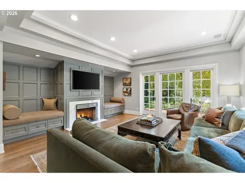 1905 S Greenwood Road Portland OR 97219