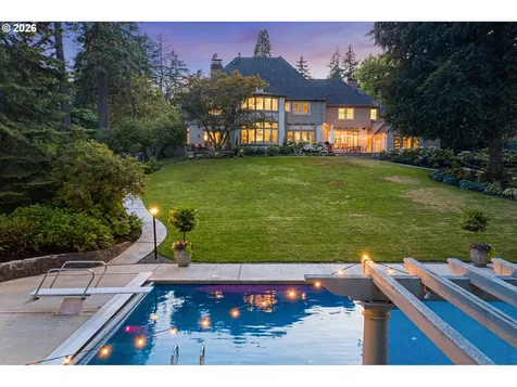 1905 S Greenwood Road Portland OR 97219