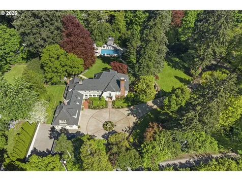 1905 S Greenwood Road Portland OR 97219