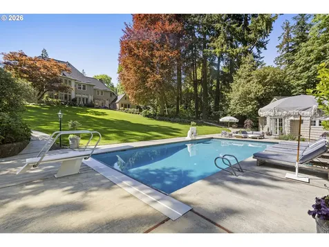 1905 S Greenwood Road Portland OR 97219