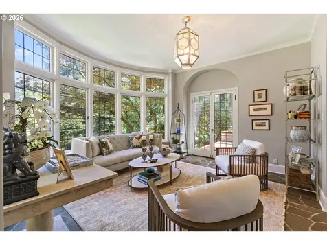 1905 S Greenwood Road Portland OR 97219