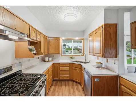 1325 NW 9th Street Gresham OR 97030