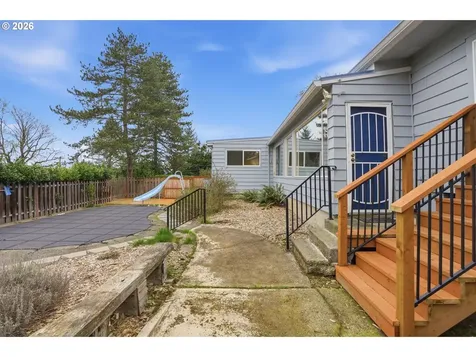 1325 NW 9th Street Gresham OR 97030