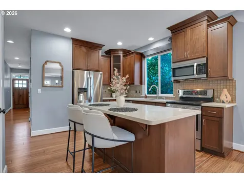 4214 NE 81st Avenue Portland OR 97218