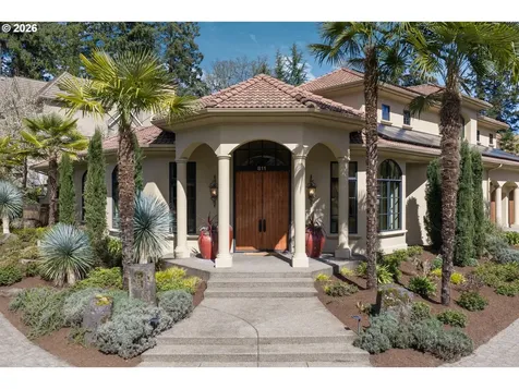 811 NE Brennan Lane Hillsboro OR 97124