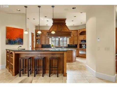 811 NE Brennan Lane Hillsboro OR 97124