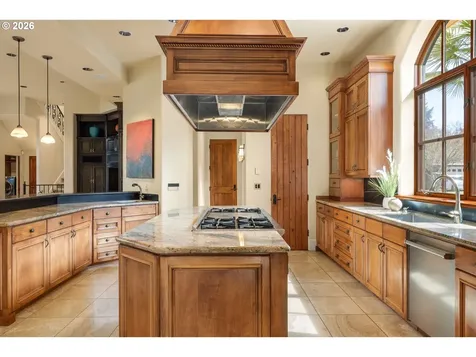 811 NE Brennan Lane Hillsboro OR 97124
