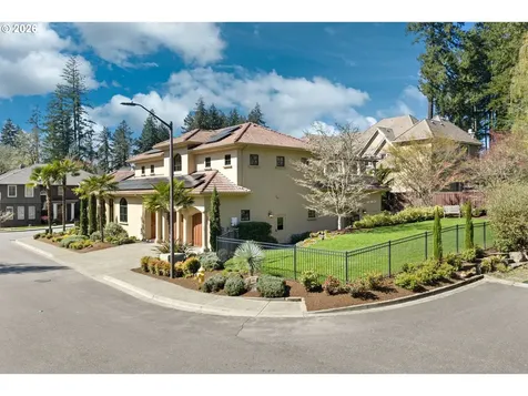 811 NE Brennan Lane Hillsboro OR 97124