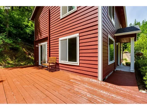 667 Kamapheema Place Eugene OR 97405