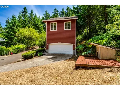 667 Kamapheema Place Eugene OR 97405