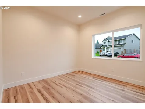 1423 45th Avenue Sweet Home OR 97386