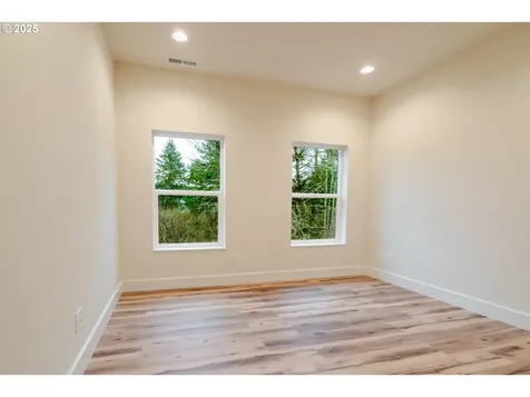 1423 45th Avenue Sweet Home OR 97386