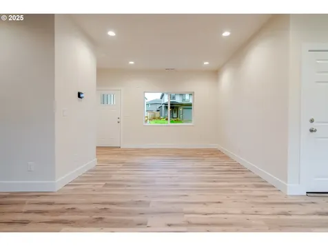 1423 45th Avenue Sweet Home OR 97386