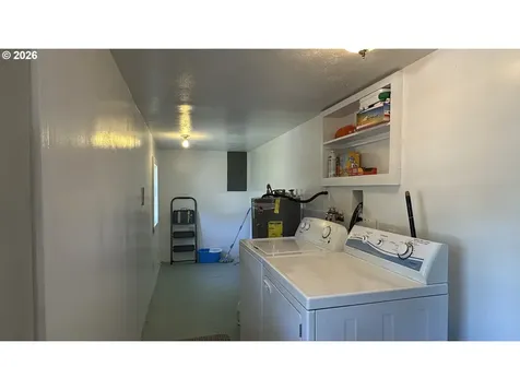 910 Willow Street Spray OR 97874
