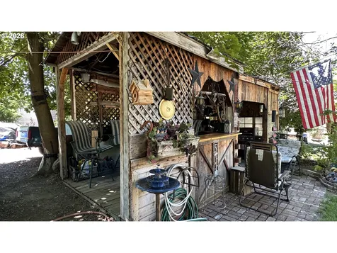 910 Willow Street Spray OR 97874