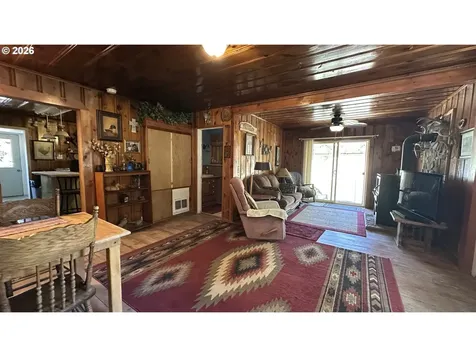910 Willow Street Spray OR 97874