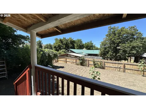 910 Willow Street Spray OR 97874