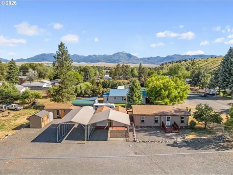 261 1st Street Prairie City OR 97869