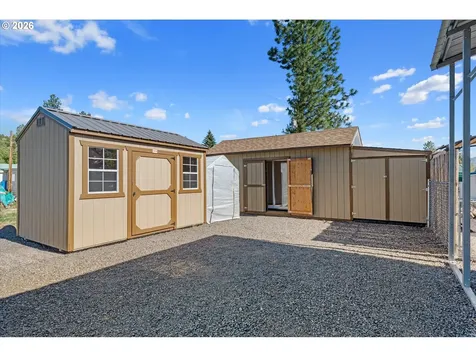 261 1st Street Prairie City OR 97869