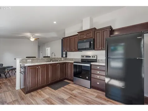 261 1st Street Prairie City OR 97869