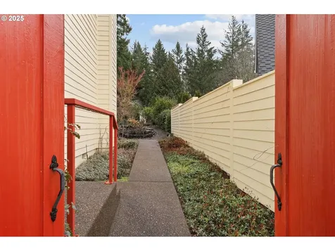 3684 NW 124th Place Portland OR 97229