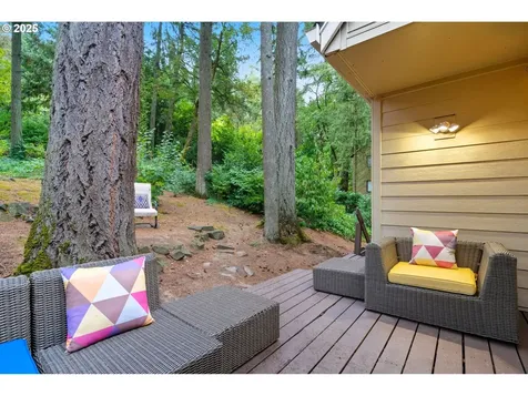 2911 SW Dickinson Street Portland OR 97219