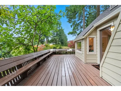 2911 SW Dickinson Street Portland OR 97219