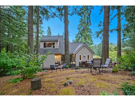 2911 SW Dickinson Street Portland OR 97219