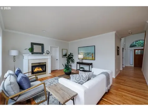 9711 NW Engleman Street Portland OR 97229