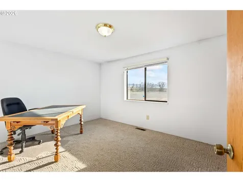896 SE Dover Lane Madras OR 97741