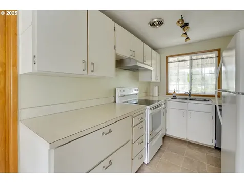 3441 SE 162nd Avenue Portland OR 97236