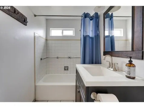 3441 SE 162nd Avenue Portland OR 97236