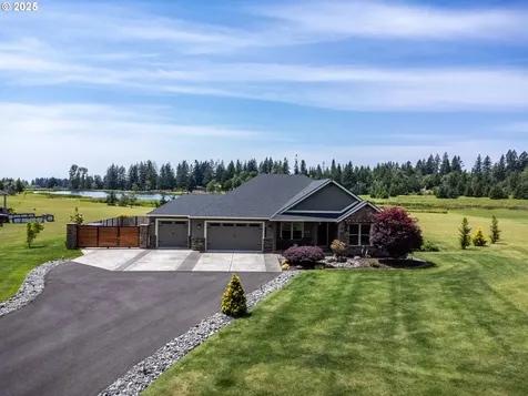 35600 NE 92nd Court La Center WA 98629