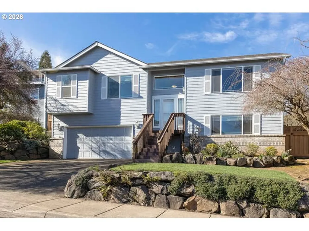 1038 SW Arrowhead Place Dundee OR 97115
