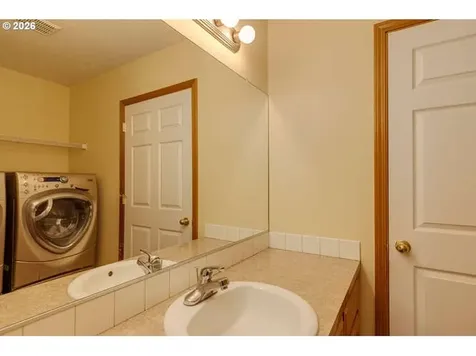 1038 SW Arrowhead Place Dundee OR 97115