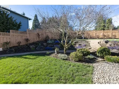 1038 SW Arrowhead Place Dundee OR 97115