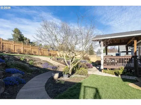 1038 SW Arrowhead Place Dundee OR 97115