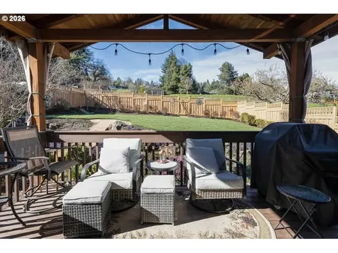 1038 SW Arrowhead Place Dundee OR 97115
