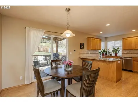 1038 SW Arrowhead Place Dundee OR 97115