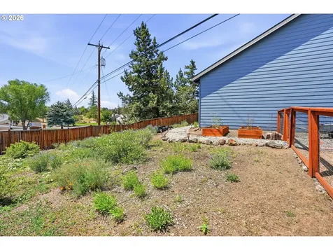 3279 NE Jonahs Court Bend OR 97701