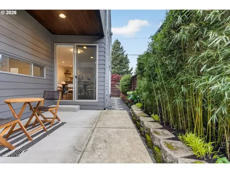 7110 SE 42nd Avenue Portland OR 97206